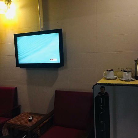 Nett Hotel Lop Buri エクステリア 写真