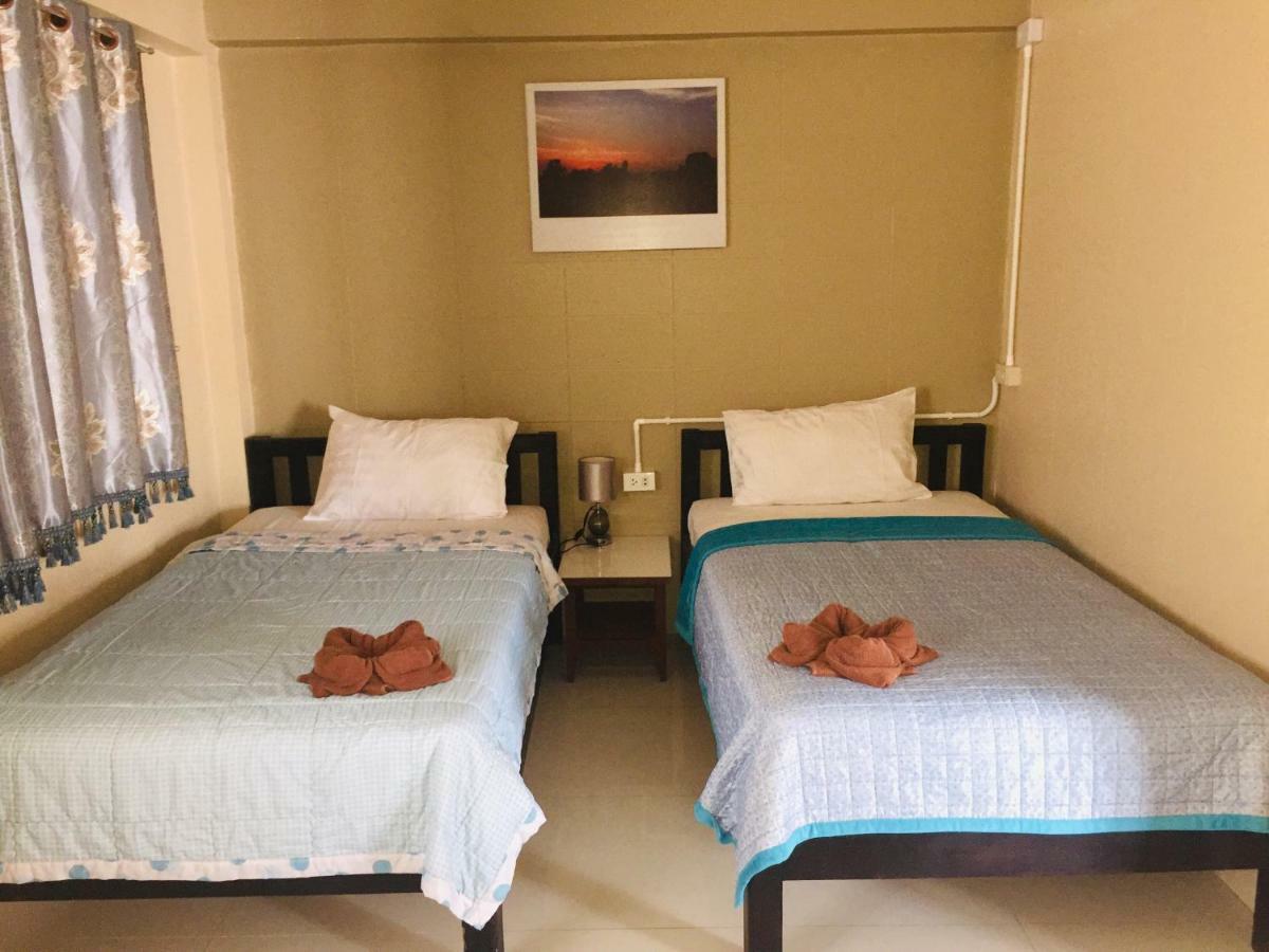 Nett Hotel Lop Buri エクステリア 写真